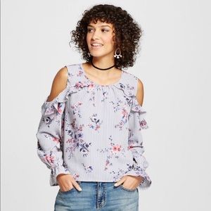 Xhilaration cold shoulder floral top